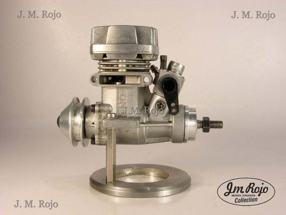 O.S. MAX 12 CZ-2 R/C