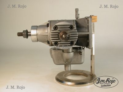 G-MARK 30 R/C TWIN - foto 5 de 6