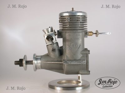 SUPERTIGRE ST 51 R/C (1960) - foto 4 de 6